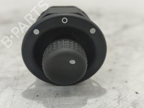 Used Mirror switch RENAULT MEGANE I Coach (DA0/1_) [1996-2003]  17329061