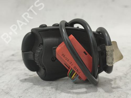 Steering wheel controls RENAULT MEGANE I Coach (DA0/1_)  | BP17329053E15 