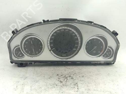 Used Instrument cluster MERCEDES-BENZ E-CLASS (W212) E 200 CDI / BlueTEC (212.005, 212.006) (136 hp) 30686345