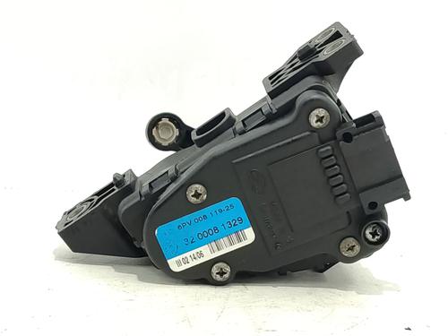 Used Pedal Pedal RENAULT CLIO II (BB_, CB_) 1.5 dCi (B/C2J) (68 hp) 39903120 39903120