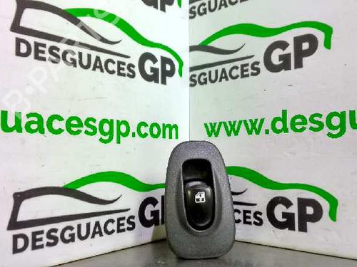 Used Right rear window switch HYUNDAI ACCENT II (LC) 1.5 CRDi (82 hp) 7141072