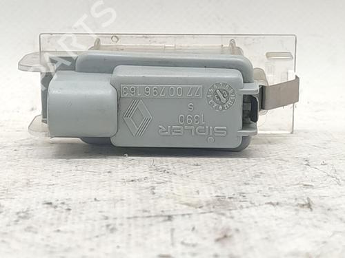 Licence plate light RENAULT MEGANE II (BM0/1_, CM0/1_) | BP30149943I40