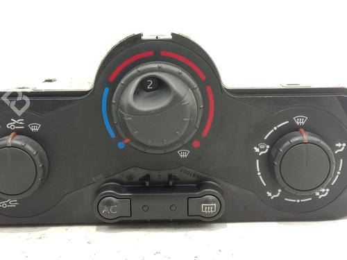 climate-control-renault-scenic-ii-jm01_-2003-2004-2005-2006-2007-2008-2009-2010-34240779 main image