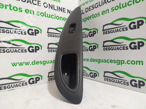 Used Right front window switch NISSAN PRIMERA (P12) 1.8 (115 hp) 7126548