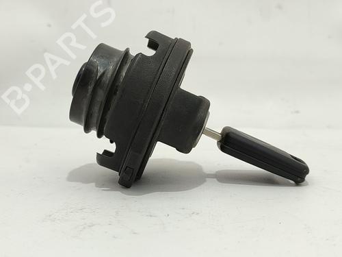 Fuel flap SEAT IBIZA III (6L1) 1.4 16V | BP28610565C131 