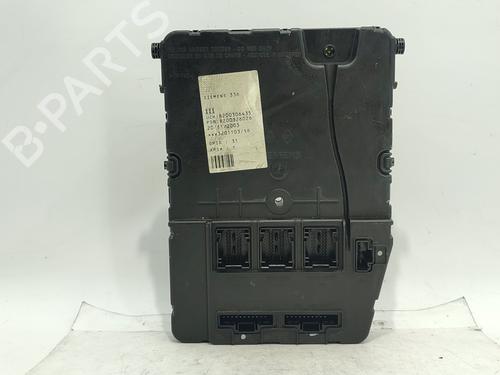Used Fuse box Fuse box RENAULT MEGANE II (BM0/1_, CM0/1_) 1.5 dCi (BM02, BM13, BM2A, CM02, CM13) (101 hp) 32217577 32217577