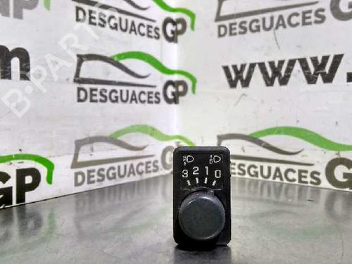 Used Headlight switch NISSAN PRIMERA Hatchback (P11) 2.0 TD (90 hp) 7139315