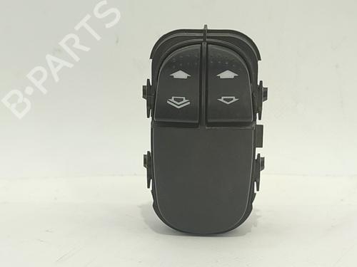 Used Left front window switch FORD FOCUS I (DAW, DBW) 1.8 Turbo DI / TDDi (90 hp) 31042421