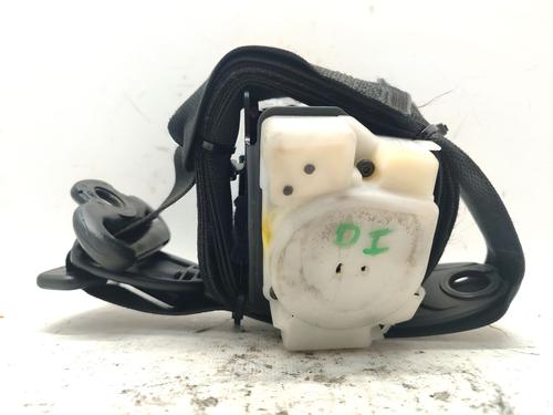 Cinto de segurança frente esquerdo MERCEDES-BENZ C-CLASS Coupe (CL203) C 180 Kompressor (203.746) (143 hp) 30822996