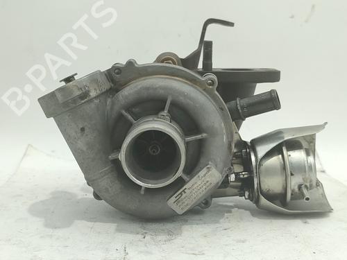Turbo/Compresor PEUGEOT 5008 (0U_, 0E_) 1.6 HDi (110 hp) 31807708