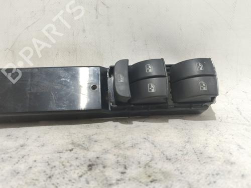 Used Left front window switch Left front window switch SAAB 9-3 (YS3F, E79, D79, D75) 2.2 TiD (125 hp) 34606233 34606233