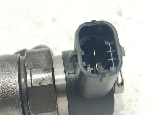 Injector VOLVO S60 I (384) D5 | BP37178488M100 - Image 2