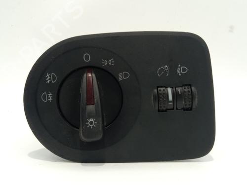 Used Headlight switch SEAT IBIZA IV (6J5, 6P1) [2008-2017]  30968529