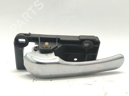 Used Front left interior door handle ALFA ROMEO 156 (932_) 1.9 JTD (932.A2B00, 932.A2C00) (115 hp) 31087083