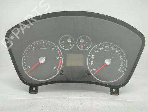 Used Instrument cluster FORD TOURNEO CONNECT [2002-2013]  15736600