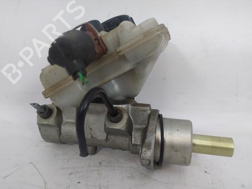 Used Brake master cylinder CITROËN SAXO (S0, S1) [1996-2004]  10217547