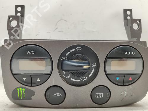 Used Climate control NISSAN PRIMERA Hatchback (P11) [1996-2002]  21058566