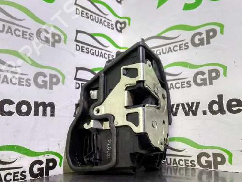 Used Front right lock BMW X3 (E83) 2.0 d (150 hp) 7139129