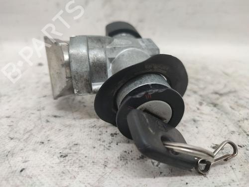 Used Ignition barrel OPEL CORSA B (S93) 1.2 i (F08, F68, M68) (45 hp) 27639815