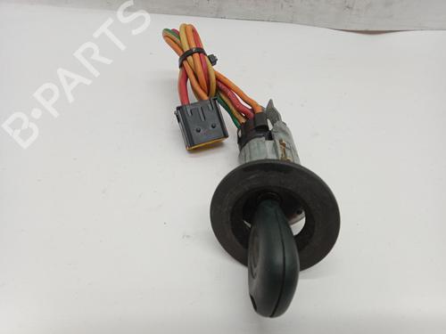 Used Ignition barrel RENAULT MEGANE I Classic (LA0/1_) 1.6 e (LA0F, LA0S) (90 hp) 24701633
