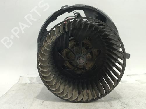 Used Heater blower motor SKODA OCTAVIA II (1Z3) 1.9 TDI (105 hp) 33000675