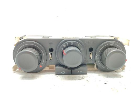 Commande Chauffage SEAT CORDOBA (6L2) 1.9 TDI (100 hp) 30822312