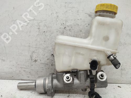 Used Brake master cylinder FIAT STILO (192_) 1.6 16V (192_XB1A) (103 hp) 19266892