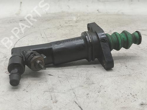 Used Clutch slave cylinder SEAT LEON (1M1) [1999-2006]  16734903