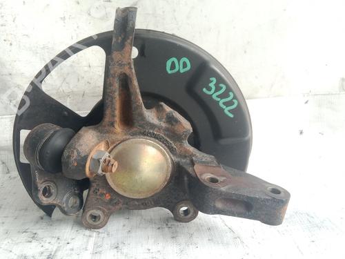 Used Right front steering knuckle NISSAN SERENA (C23) [1991-2001]  26667194