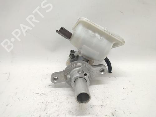 brake-master-cylinder-citroen-c4-i-lc_-2004-2005-2006-2007-2008-2009-2010-2011-2012-2013-2014-34396491 main image