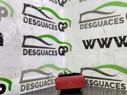 Used Warning switch LAND ROVER FREELANDER I (L314) 2.0 Td4 4x4 (112 hp) 7138554