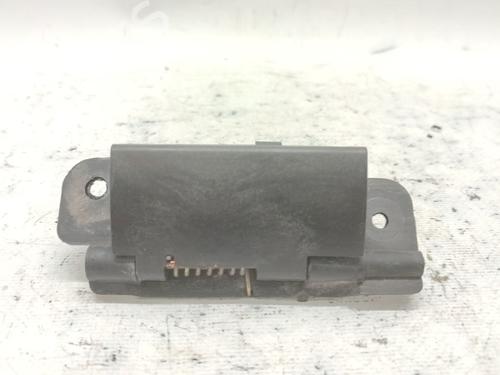 Used Tailgate handle Tailgate handle 37016031 37016031