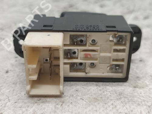 Right front window switch KIA RIO I Hatchback (DC) | BP17753693I26 - Image 2
