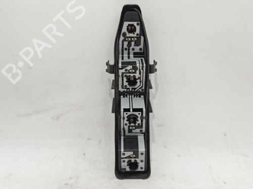 Suporte das lampadas Suporte das lampadas RENAULT SCÉNIC II (JM0/1_) 1.5 dCi (JM1E, JM16) (106 hp) 34237392 34237392