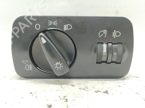 Forlygtekontakt SEAT IBIZA II (6K1) 1.4 i (60 hp) 30087673