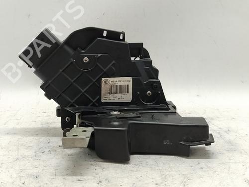 Used Front left lock Front left lock 37074622 37074622