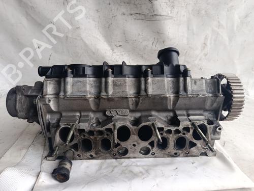 Used Cylinder head Cylinder head 39568986 39568986