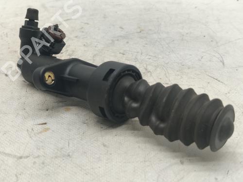 Used Clutch slave cylinder PEUGEOT 407 (6D_) [2004-2011]  16670898