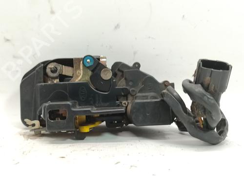 Cerradura puerta delantera izquierda KIA CARENS I MPV (FC, FJ) 2.0 CRDi | BP30052821C98 