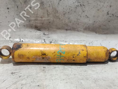 Used Right rear shock absorber MITSUBISHI PAJERO I Canvas Top (L04_G) 2.3 TD (L043G, L048G) (84 hp) 32035268