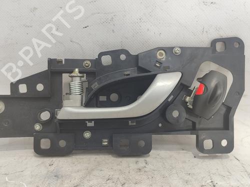 Used Front left interior door handle HONDA CIVIC VIII Hatchback (FN, FK) 2.2 CTDi (FK3) (140 hp) 18002796