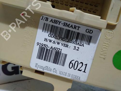 Fuse box HYUNDAI i30 (GD) 1.4 | BP7146925E1 