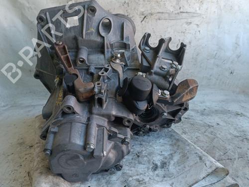 Used Gearbox Gearbox FIAT FIORINO Box Body/MPV (225_) 1.3 D Multijet (225BXD1A, 225BXB1A, 225BXB11) (75 hp) 40487367 40487367