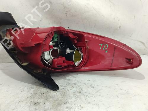 Right taillight PEUGEOT 206 Hatchback (2A/C) 1.4 HDi eco 70 | BP26307110C35 