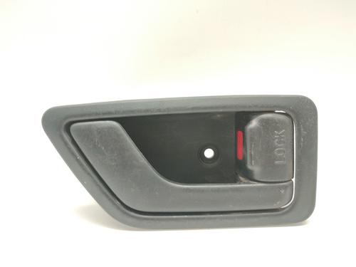 Højre bagtil invendig håndtag Højre bagtil invendig håndtag HYUNDAI GETZ (TB) 1.1 (67 hp) 33814222 33814222