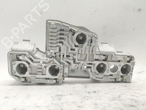 Lamp holder VW PASSAT B5.5 (3B3) 1.9 TDI | BP37427418L10 - Image 2