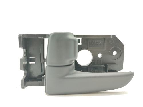 rear-left-interior-door-handle-kia-cerato-i-hatchback-ld-2004-2005-2006-2007-2008-2009-2010-33469492 main image