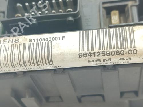 Fuse box CITROËN C5 I (DC_) 2.0 HDi (DCRHYB) | BP27156502E1 