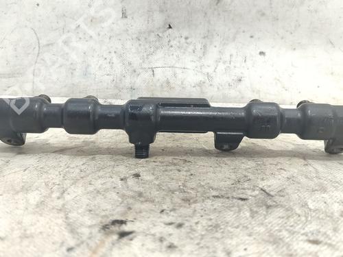 Injection rail FORD MONDEO III Saloon (B4Y) 2.2 TDCi | BP27575532M98 