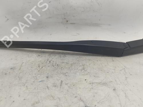 Used Front windshield wiper arm HONDA CIVIC VIII Hatchback (FN, FK) 2.2 CTDi (FK3) (140 hp) 18000565